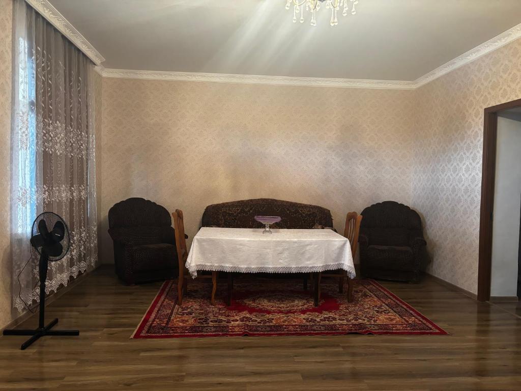 Zona d'estar a Uplistsikhe guest "Paluma"