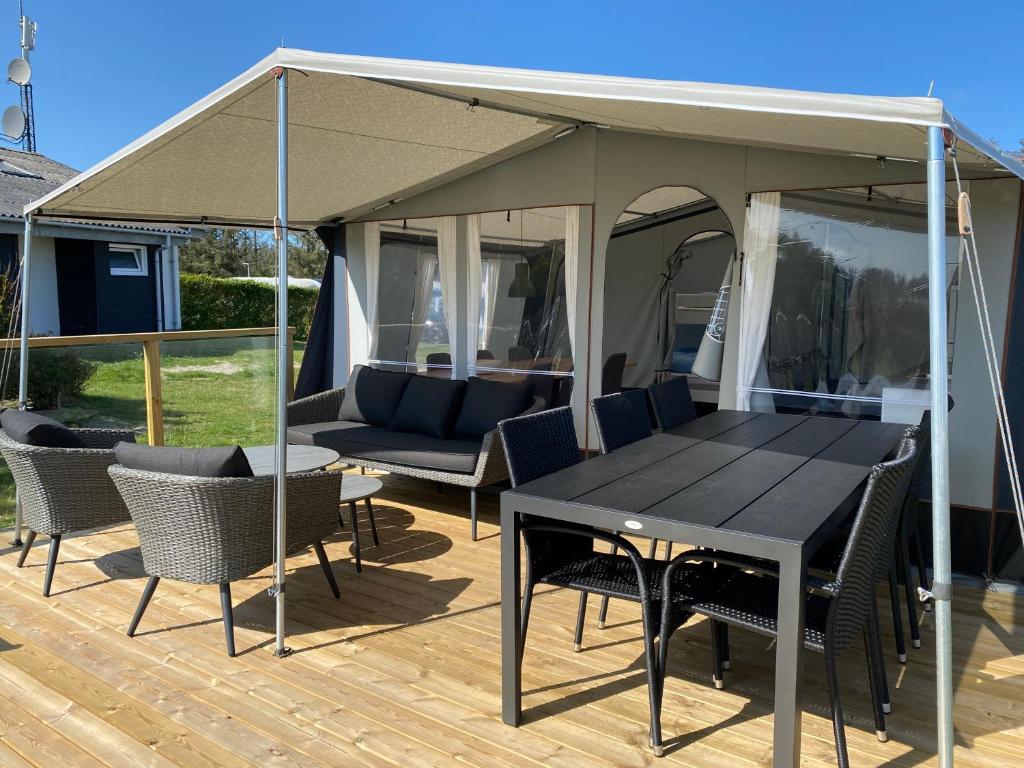 Patio nebo venkovní prostory v ubytování Løkken Klit GLAMPING