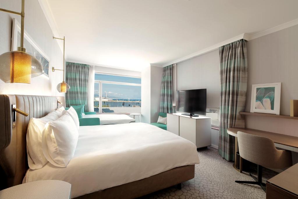 
King Room with Sofa Bed
