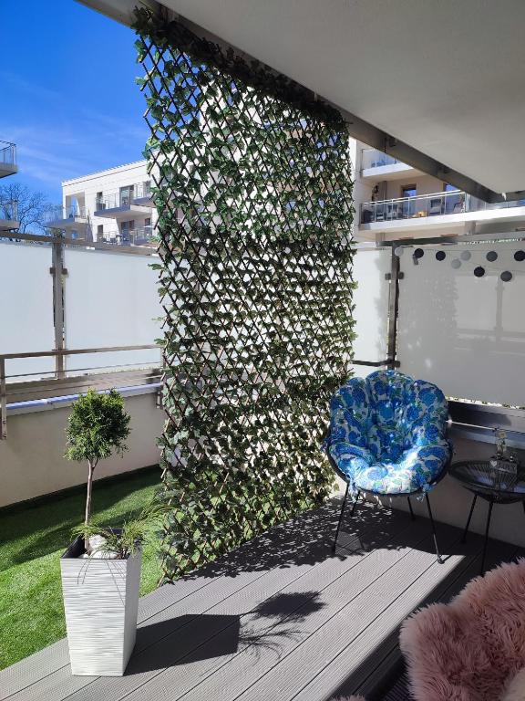 Vonkajšia záhrada v ubytovaní Apartament Przystań z tarasem