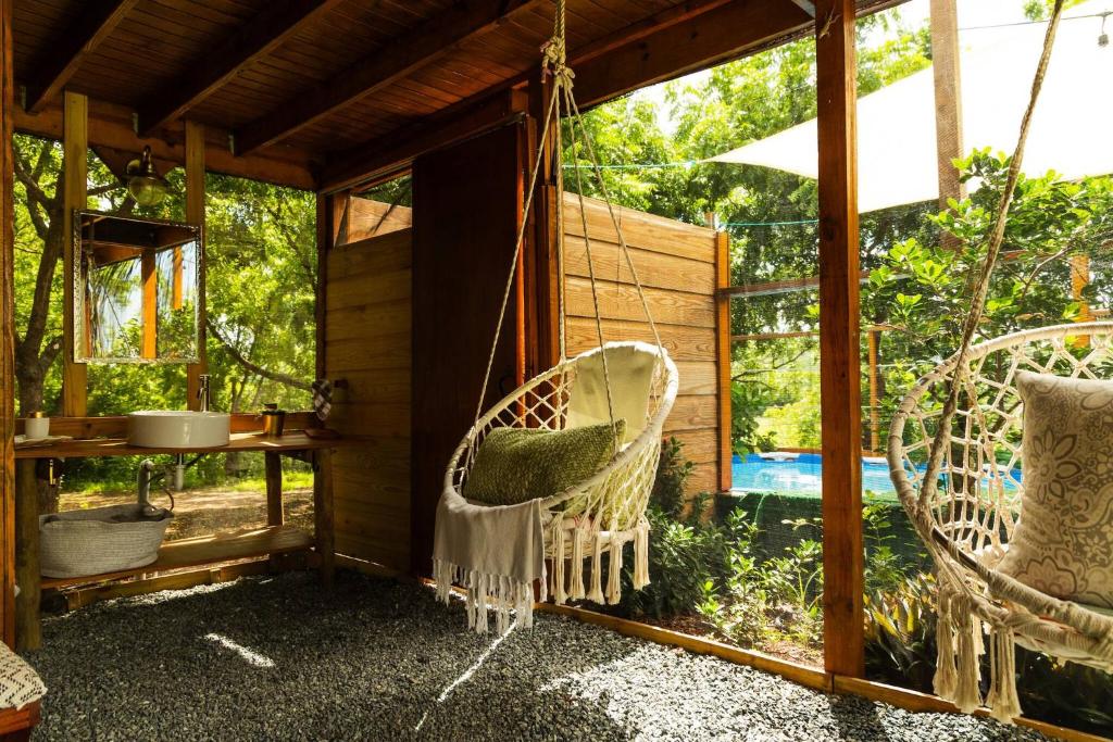 Bazén v ubytování Eco-Friendly Glamping with Private Pool nebo v jeho okolí
