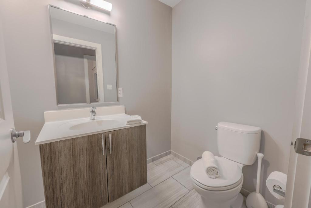 Ένα μπάνιο στο Flexible Stay Historic Loft Near Boston Common