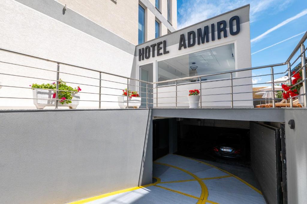 Fotografie z fotogalerie ubytování ADMIRO Hotel v destinaci Ksamil
