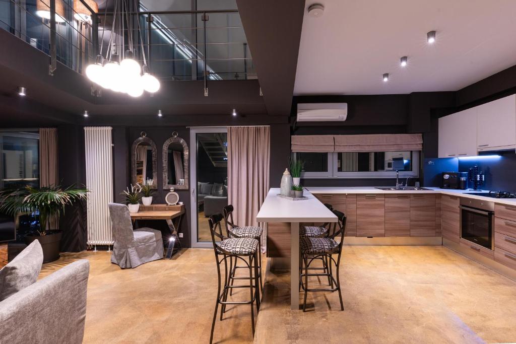 A kitchen or kitchenette at Ma Maison N5, Private Heated Pool, Acropolis View