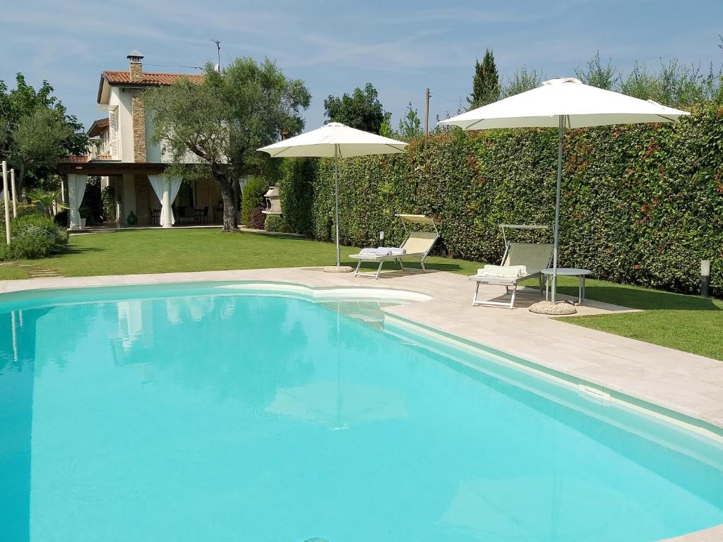 Πισίνα στο ή κοντά στο Villa Oliveta