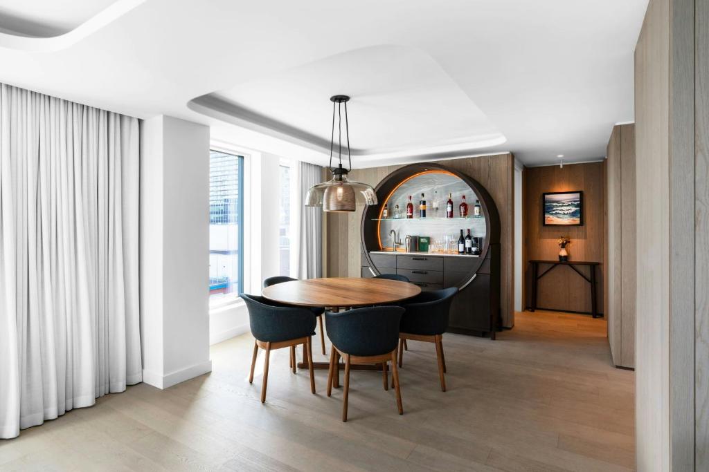 Muir, a Luxury Collection Hotel, Halifax - Resim 16