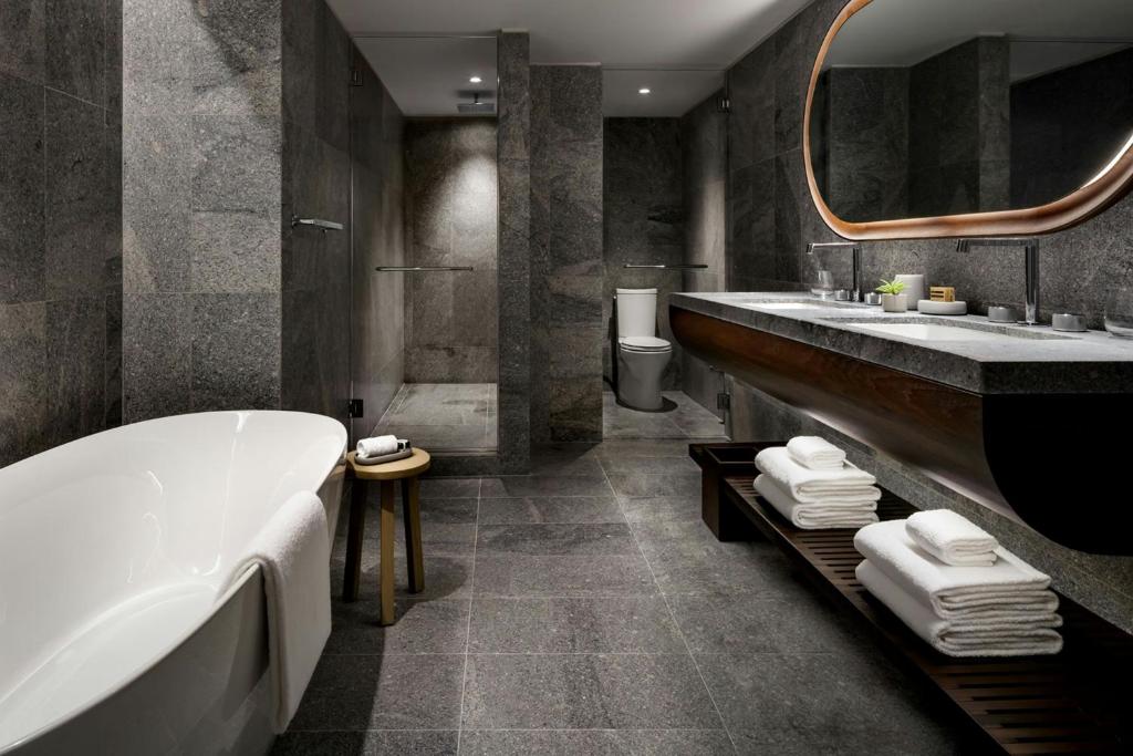 Muir, a Luxury Collection Hotel, Halifax - Resim 24