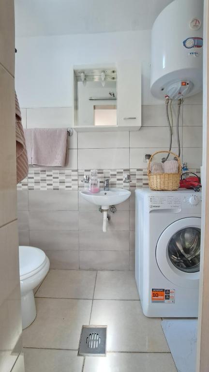 Apartments Škaljari - 7