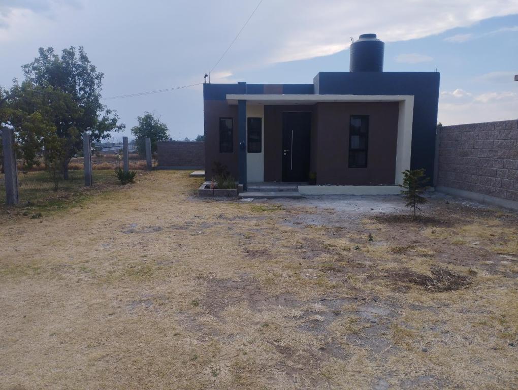 El edificio en el que está el departamento