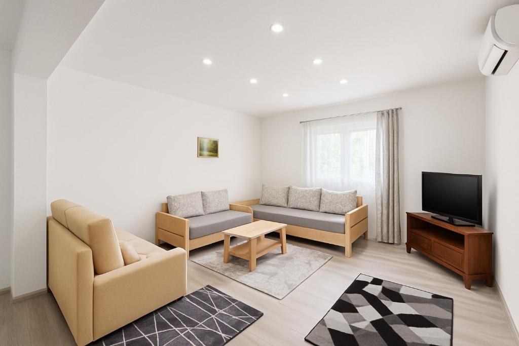 Μια τηλεόραση ή/και κέντρο ψυχαγωγίας στο Sun All Day