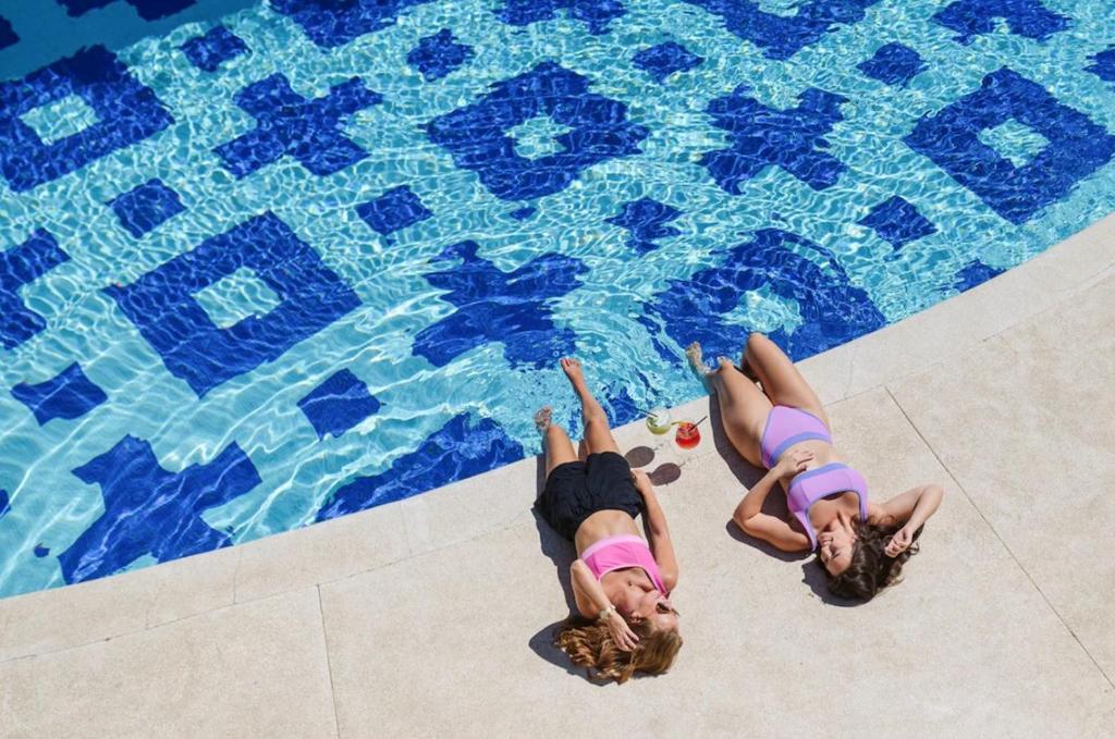 Mar del Cabo By Velas Resorts Adults Only