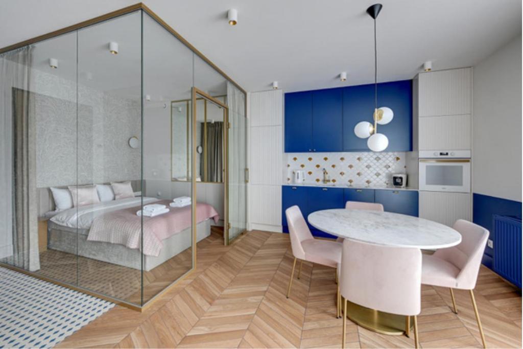 Kuchyňa alebo kuchynka v ubytovaní Prestige Apart Gdańsk