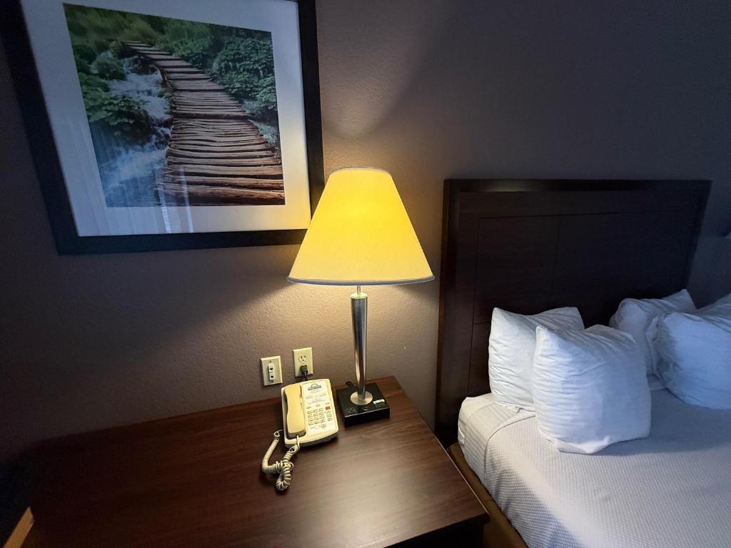 Days Inn by Wyndham Navasota - Error