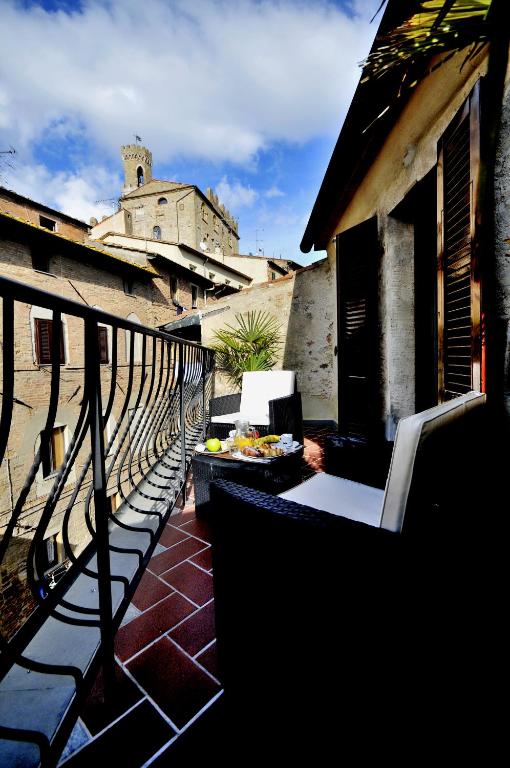 Balkón nebo terasa v ubytování Hotel Volterra In Superior