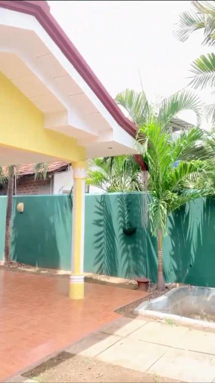 Φωτογραφία από το άλμπουμ του Coconut Tree Villa σε Hambantota