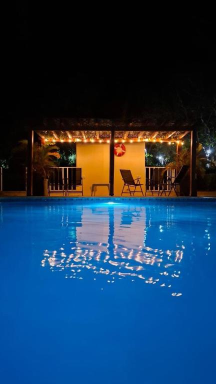 Bazén v ubytování Exclusive Loft in Barú, access by sea and land nebo v jeho okolí