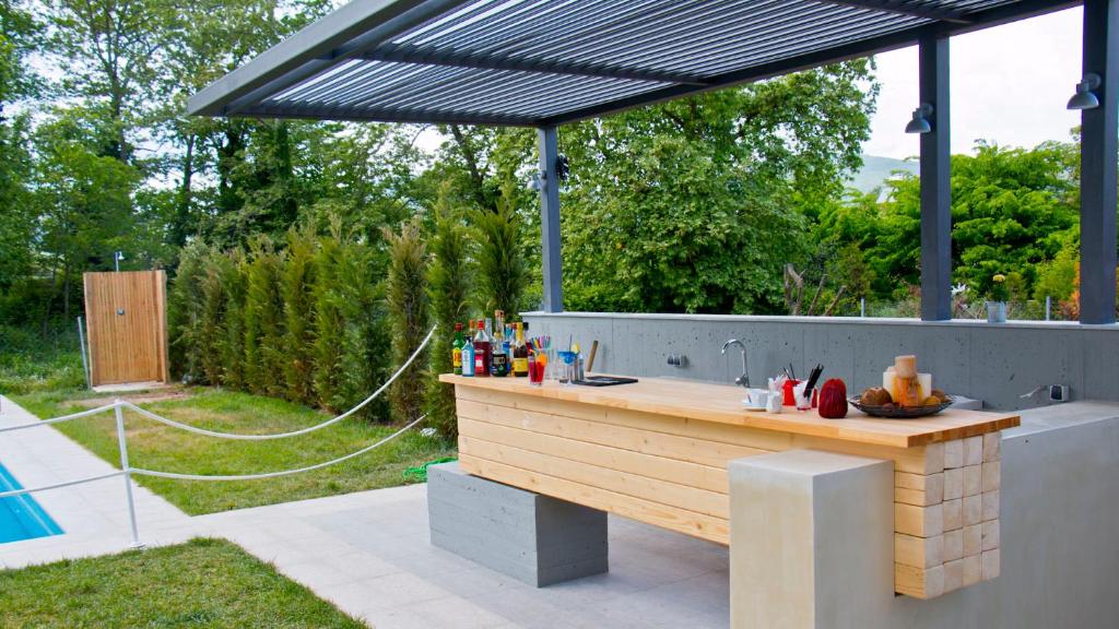 Zahrada ubytování Aristotelia Gi Ikies - Olympiada Poolside Retreats