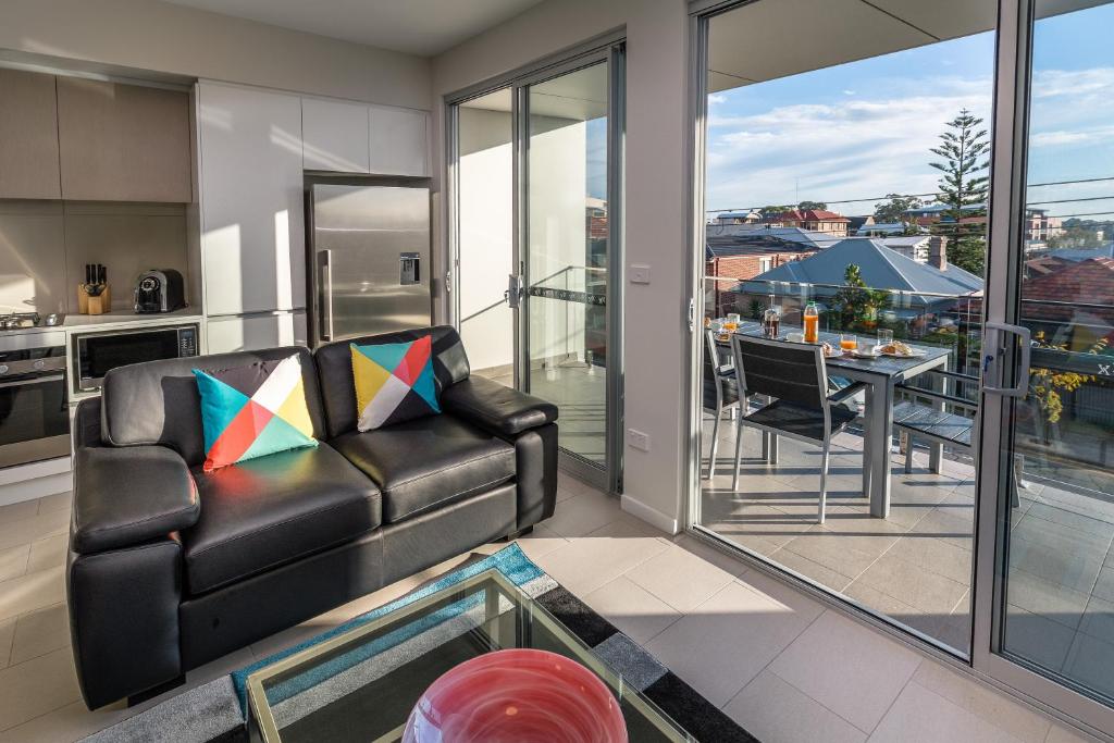 Two-Bedroom Deluxe King Apartment at Hamilton Executive Apartments Newcastle