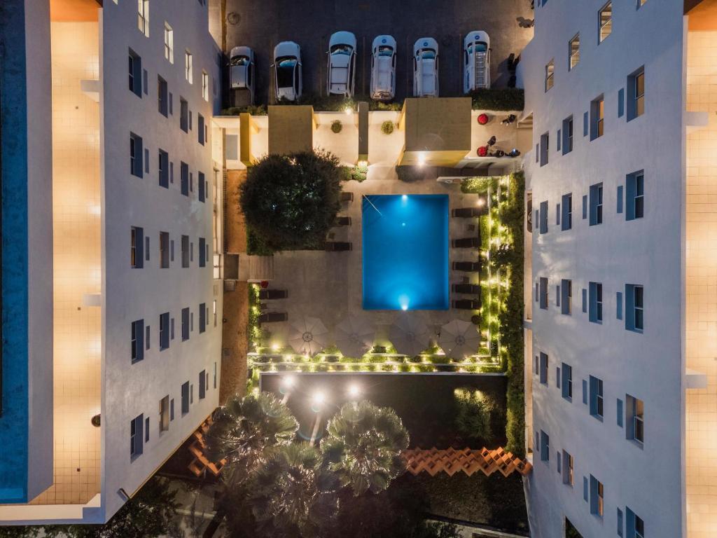 Bazén v ubytování Comfort Inn Monterrey Valle nebo v jeho okolí