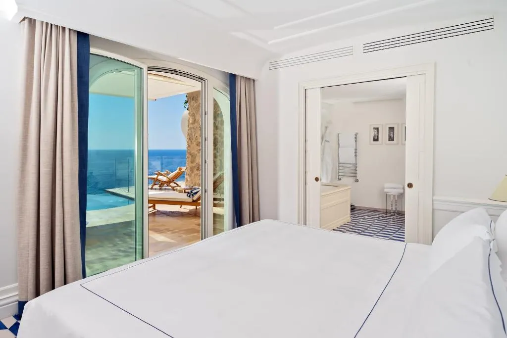 King Suite with Sea View