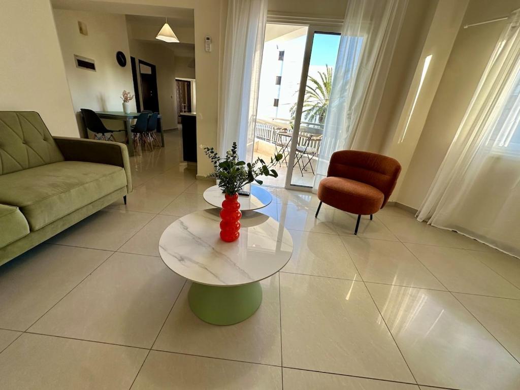 2 bedroom flat