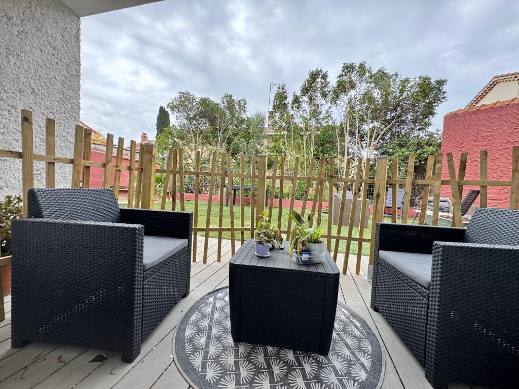 Photo de la galerie de l'établissement Belle Chambre tout confort indépendante pour un séjour au soleil, à La Valette-du-Var