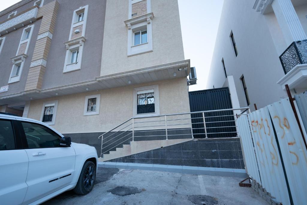 Budova, kde se aparthotel nachází