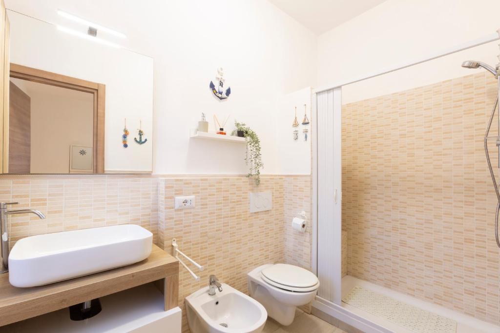 Kamar mandi di Il Poggetto di Porto Ercole Affittacamere