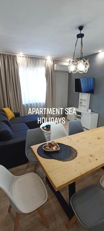 A seating area at Apartment SEA HOLIDAYS