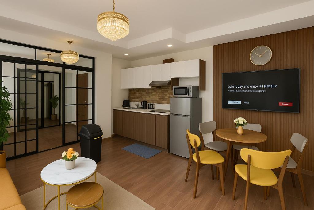 Η κουζίνα ή μικρή κουζίνα στο Skyline escape luxury makati gym swim parking 4649