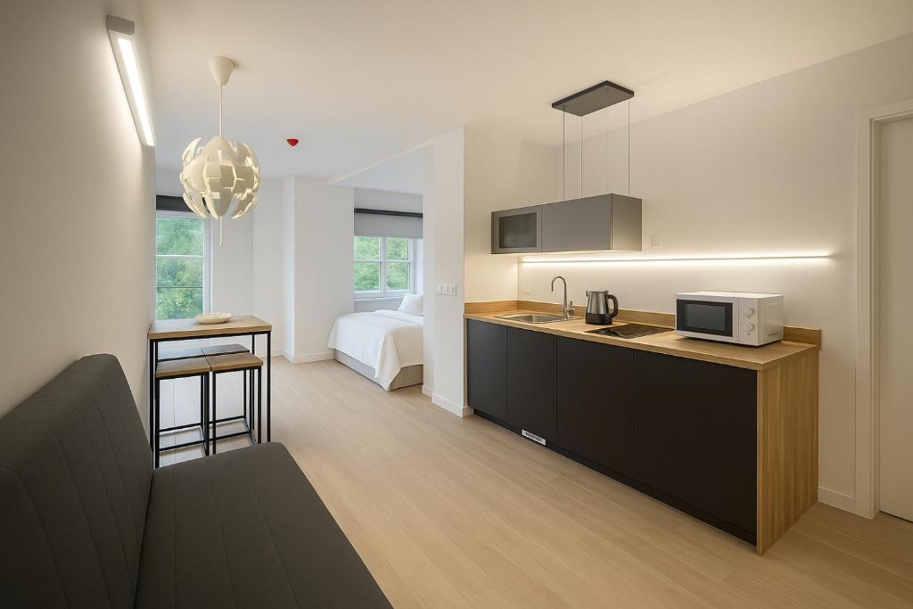 Η κουζίνα ή μικρή κουζίνα στο Campoamor MSuites