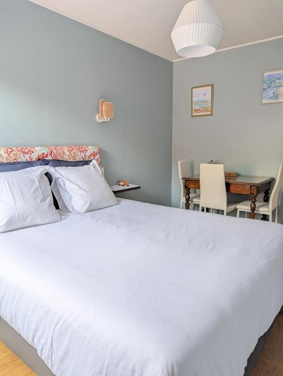 A l'ombre du Mont Saint Michel - Bed & Breakfast, Chambres d'hôtes - 12