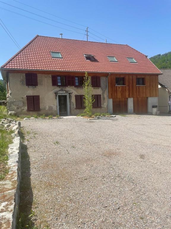 Photo de la galerie de l'établissement Nos 2 Gîtes à la FERMY'AIR, à Mollau