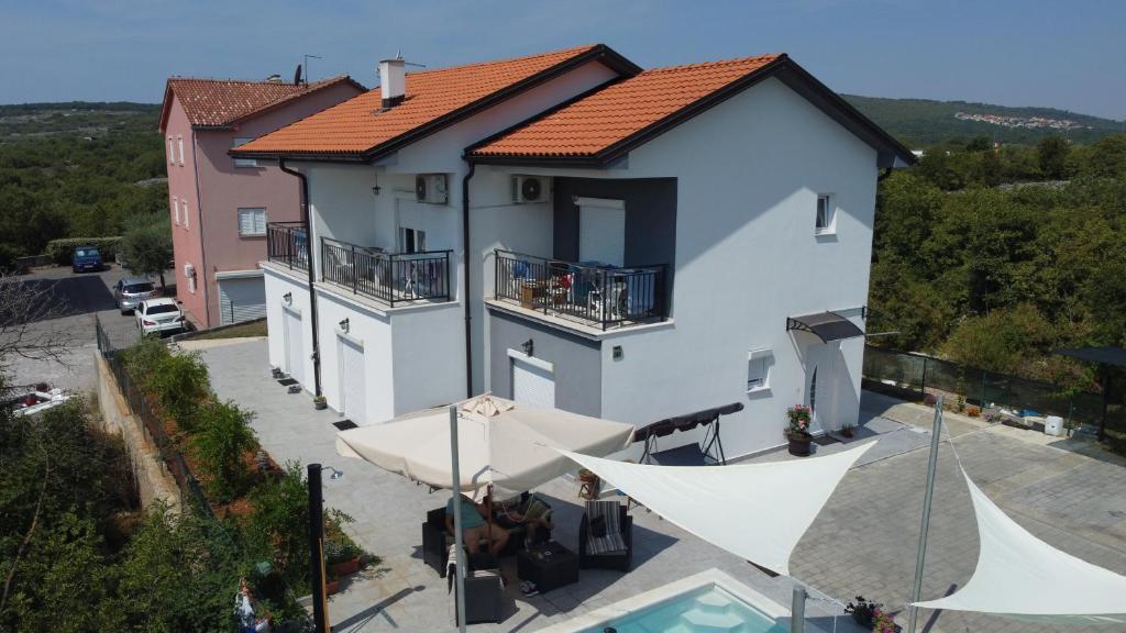 Budova, kde se apartmán nachází