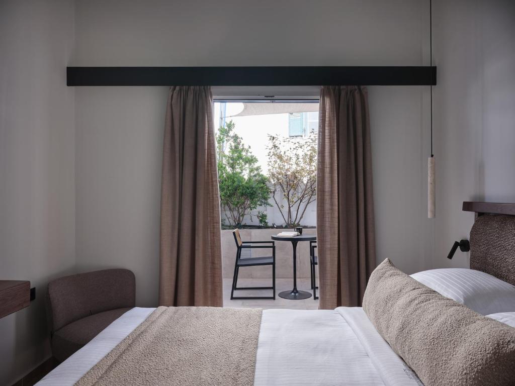 Loizos Stylish Residences - 10