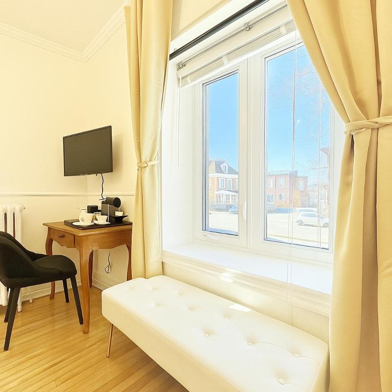 Hotel Charles-Alexandre - Par Aneyro - Resim 27