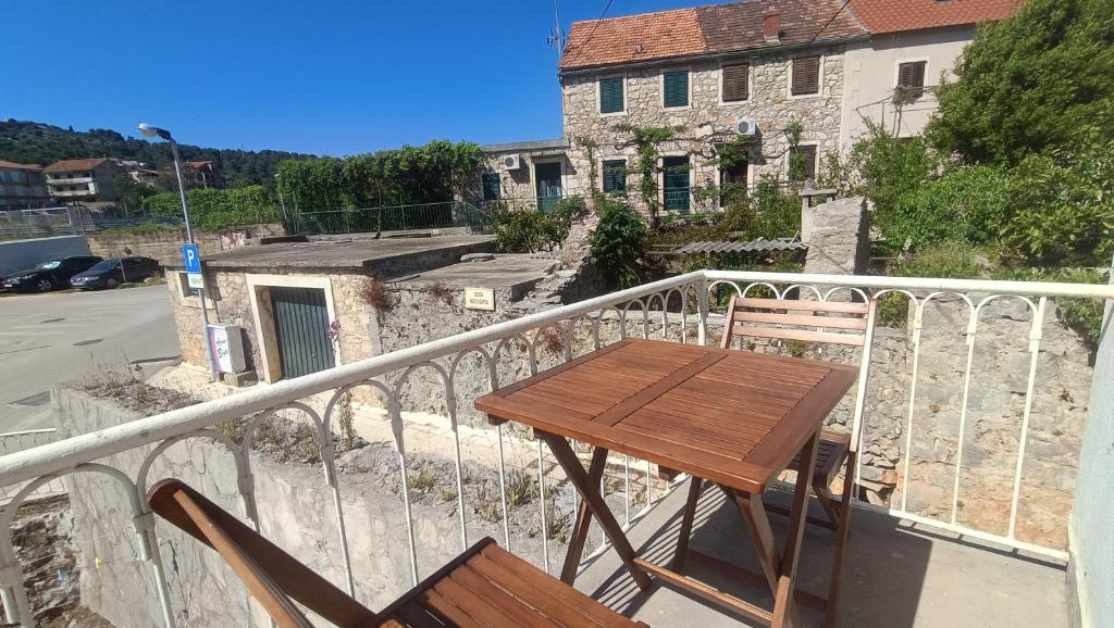 Balkón nebo terasa v ubytování Oleas Stari Grad Hvar - 2 Min To Center Ocean Bus Supermarket Holiday House