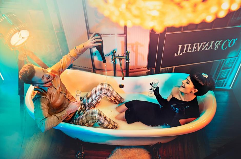 Anybody - Awarded love hotel - Resim 3