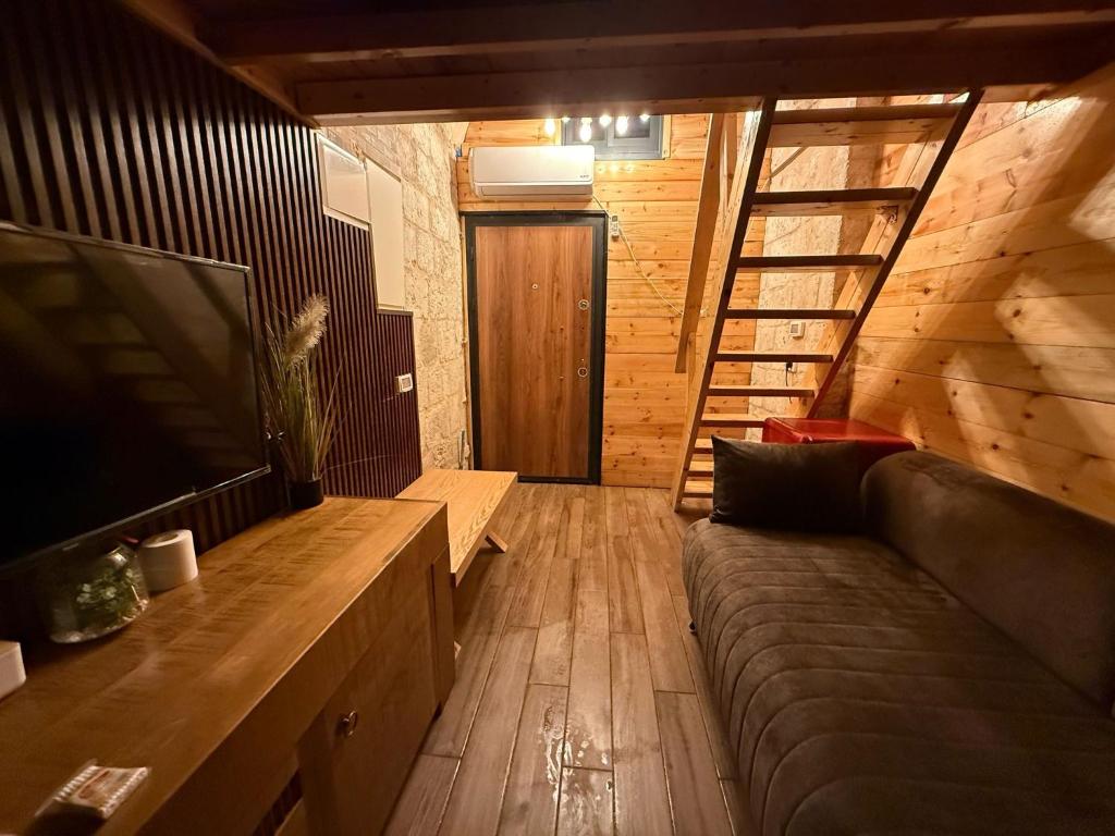 Istumisnurk majutusasutuses ALKHAWAJAT Guest House