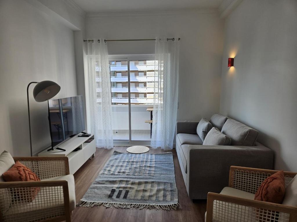 Apartamento moderno com vista para o mar em Faro