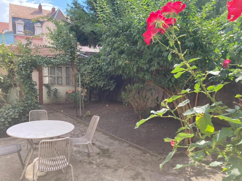 Ideal - Quiet garden - Free parking – photo 17