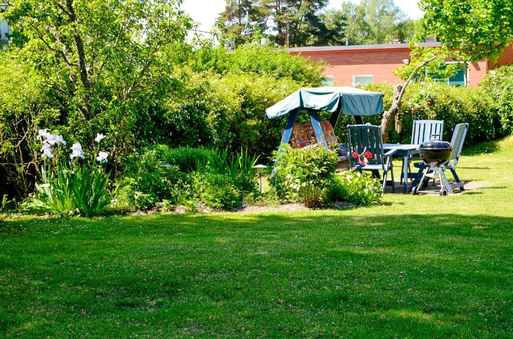 Zahrada ubytování Alvaret Hotel & Hostel