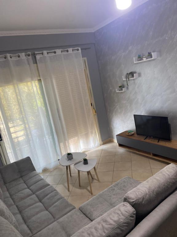 Summer Breeze Apartment