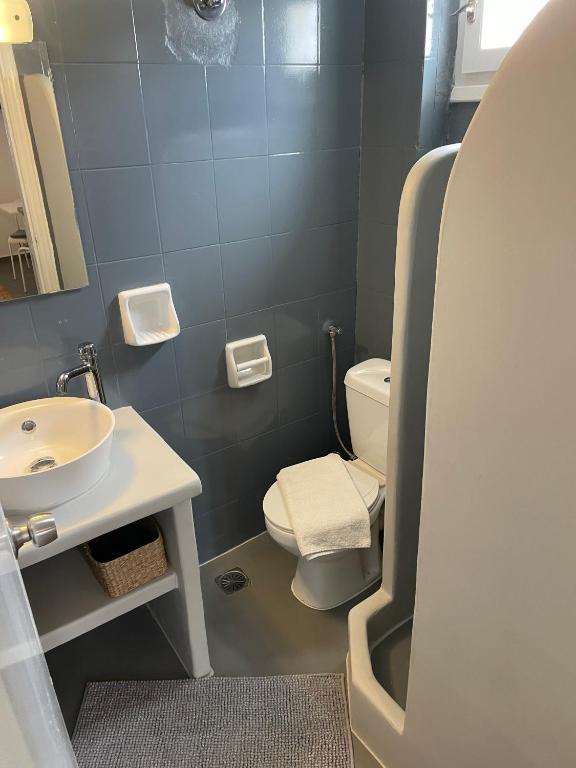 Koupelna v ubytování Spanos Apartments - Panteli
