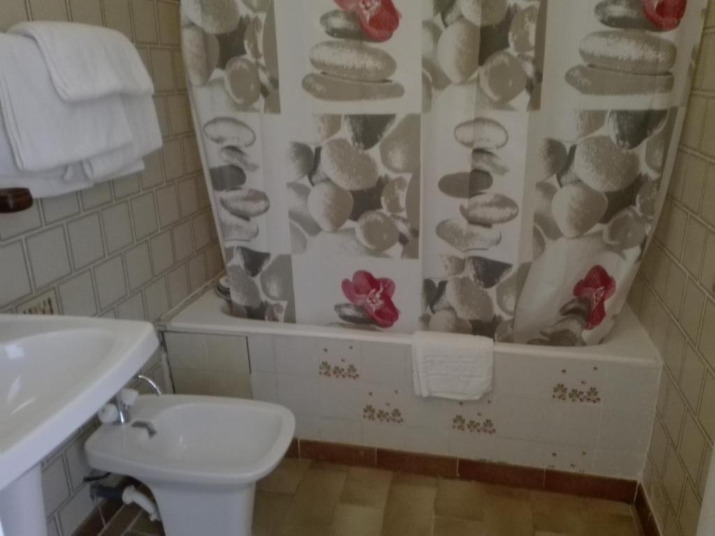 Koupelna v ubytování Ideal Camping hotel Stagnolo