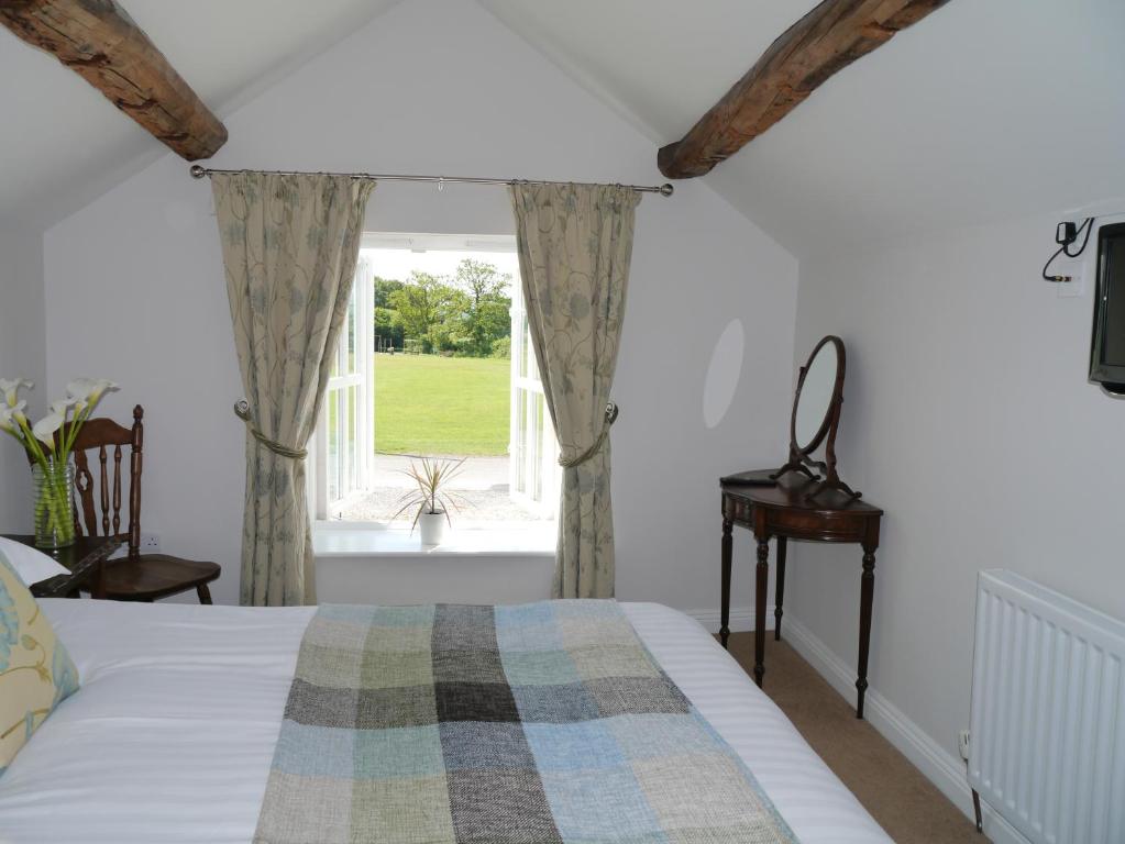 Garway Moon Inn - Superior King Room