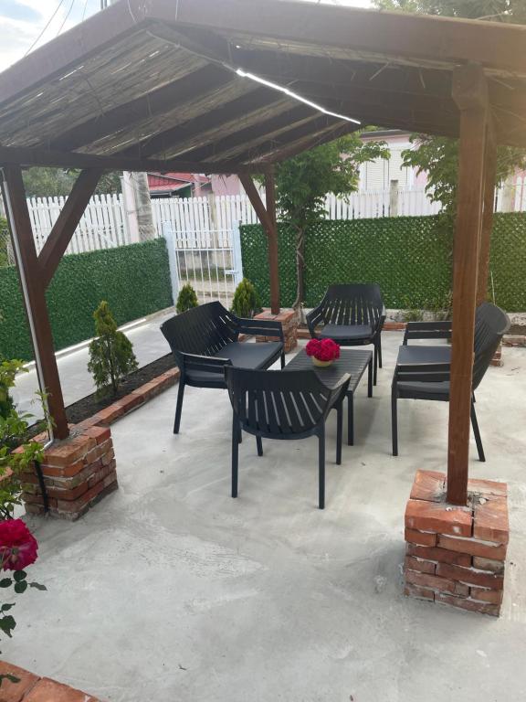 Patio nebo venkovní prostory v ubytování Private House Velipoj