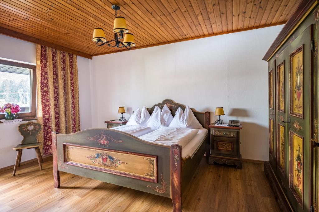 Postel nebo postele na pokoji v ubytování Waldpension Putz