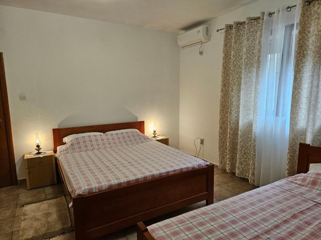 B & M Apartments - 9