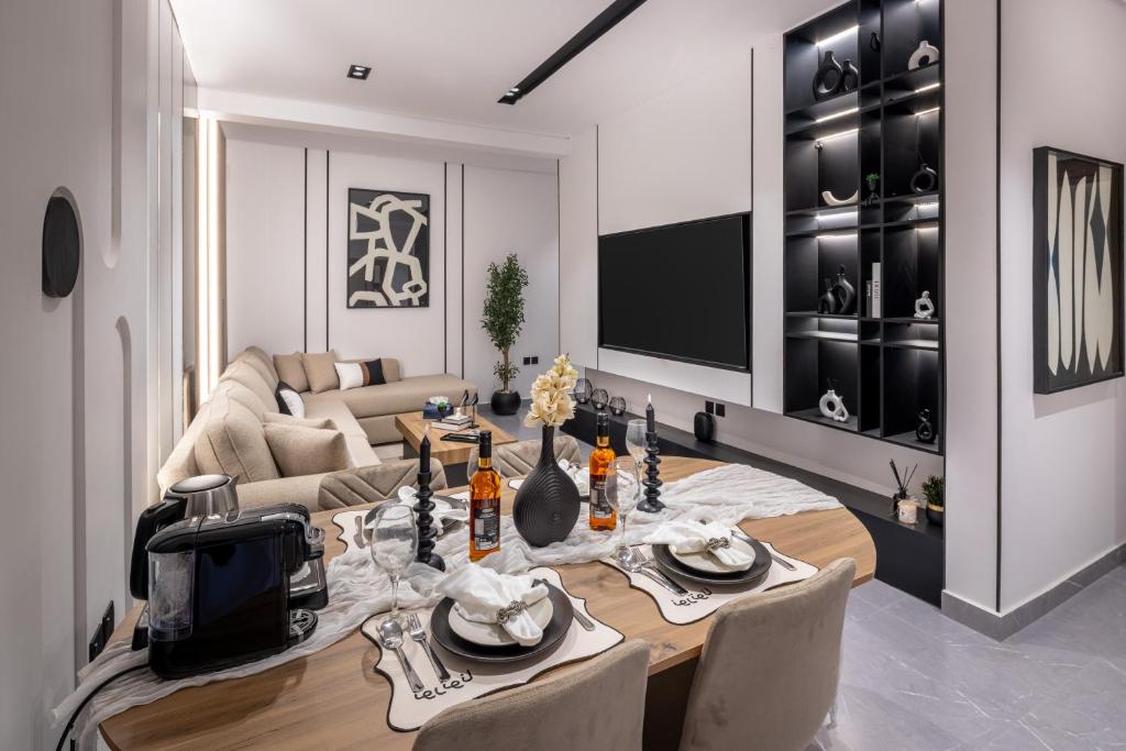 Posezení v ubytování Delmar Luxury 3BR Apartment 2